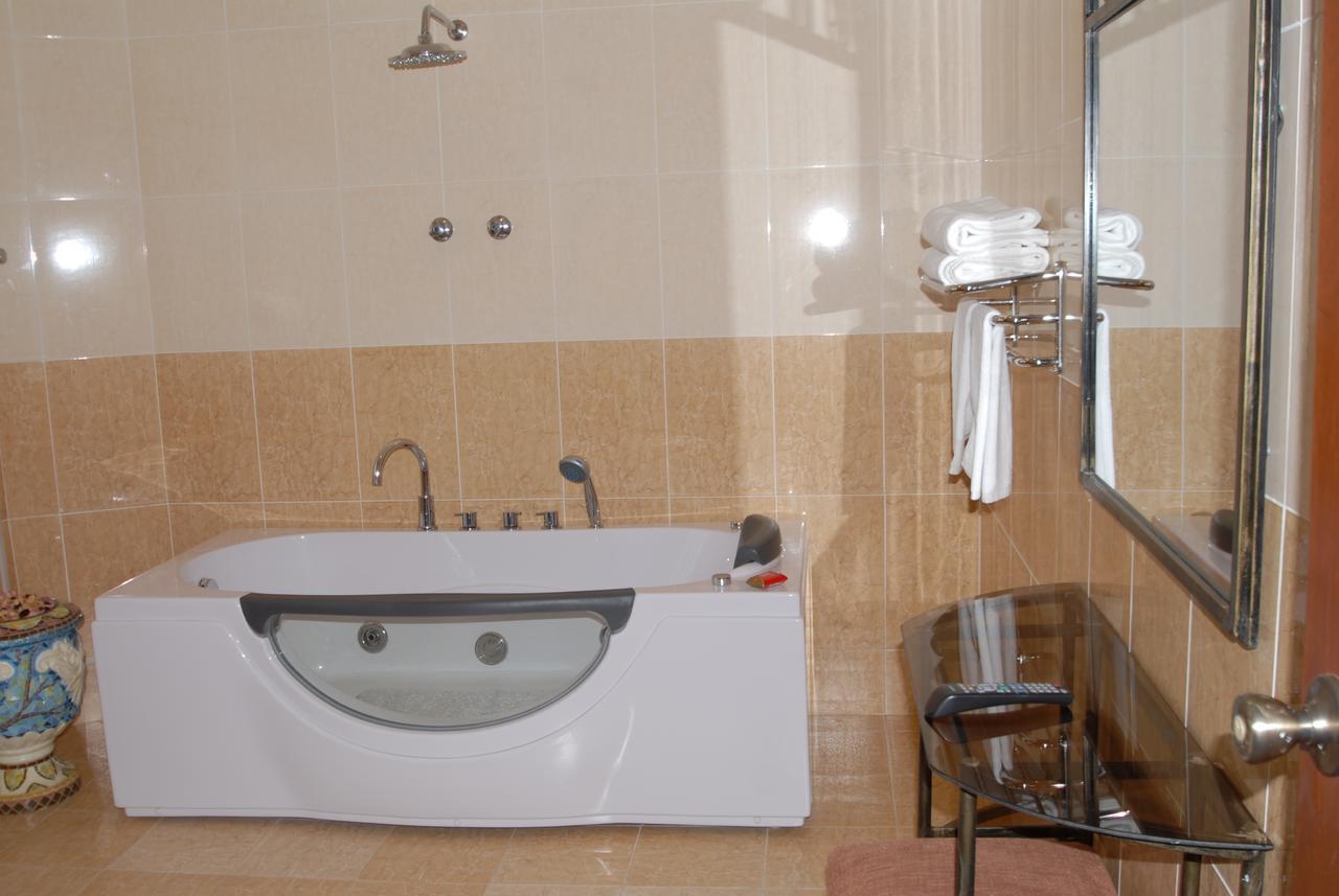 Asham Africa Hotel Bishoftu ภายนอก รูปภาพ